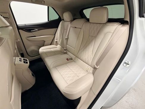 Certified 2023 Buick Envision Avenir image 29