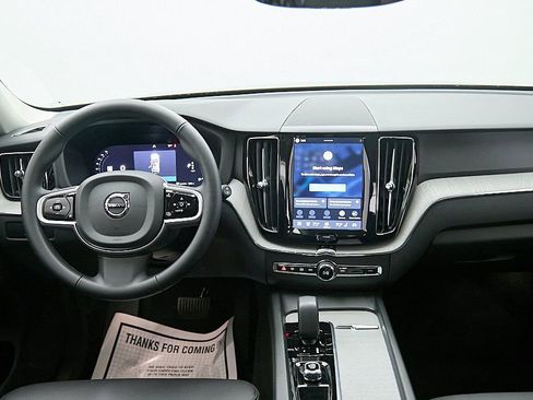 Certified 2025 Volvo XC60 B5 Plus AWD/4WD image 24
