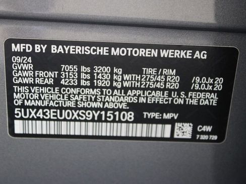 Used 2025 BMW X5 xDrive50e AWD/4WD image 31