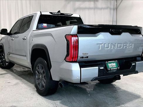 Used 2025 Toyota Tundra Platinum AWD/4WD image 5