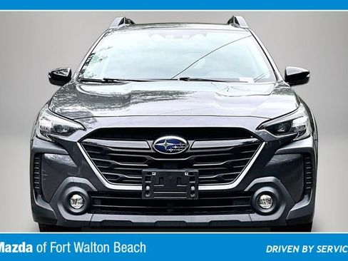 Used 2023 Subaru Outback Onyx Edition w/ Tech Package 2 AWD/4WD image 3