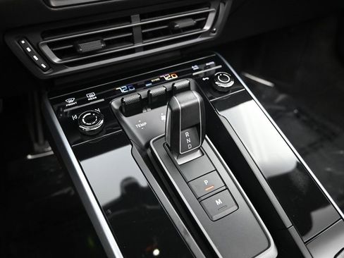 Certified 2022 Porsche 911 Turbo S image 22