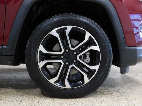 Used 2022 Jeep Compass Limited image 99