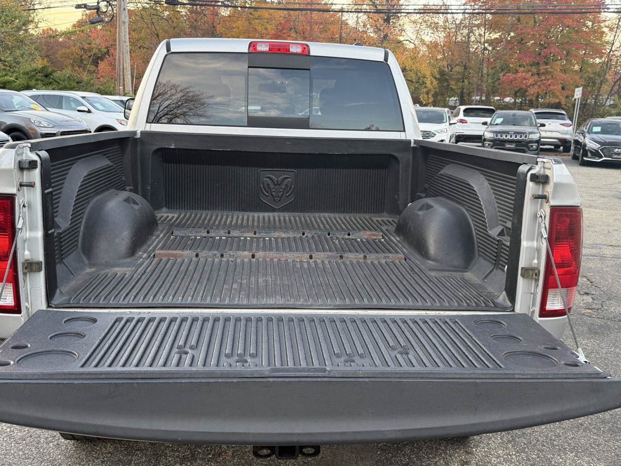 Used 2011 RAM 2500 SLT w/ Luxury Group AWD/4WD image 7