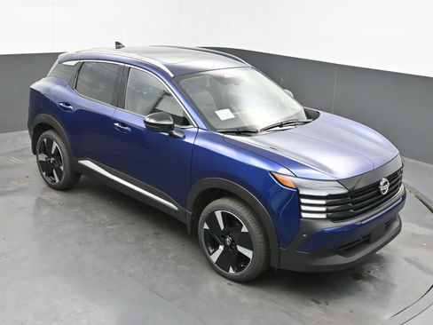 New 2026 Nissan Kicks SR w/ SR Premium Package image 31