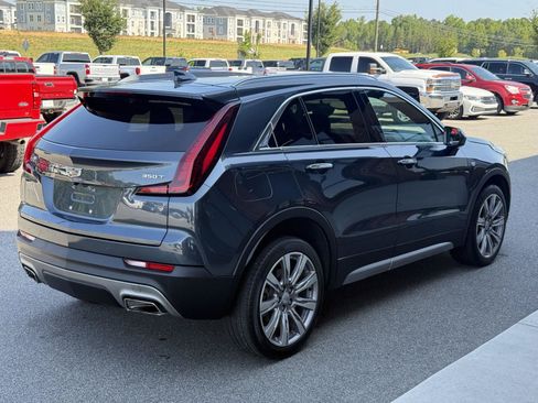 Used 2020 Cadillac XT4 Premium Luxury FWD image 6