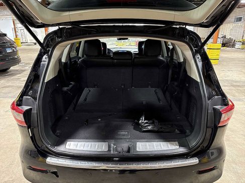 Used 2013 INFINITI JX35 AWD w/ Premium Pkg image 11