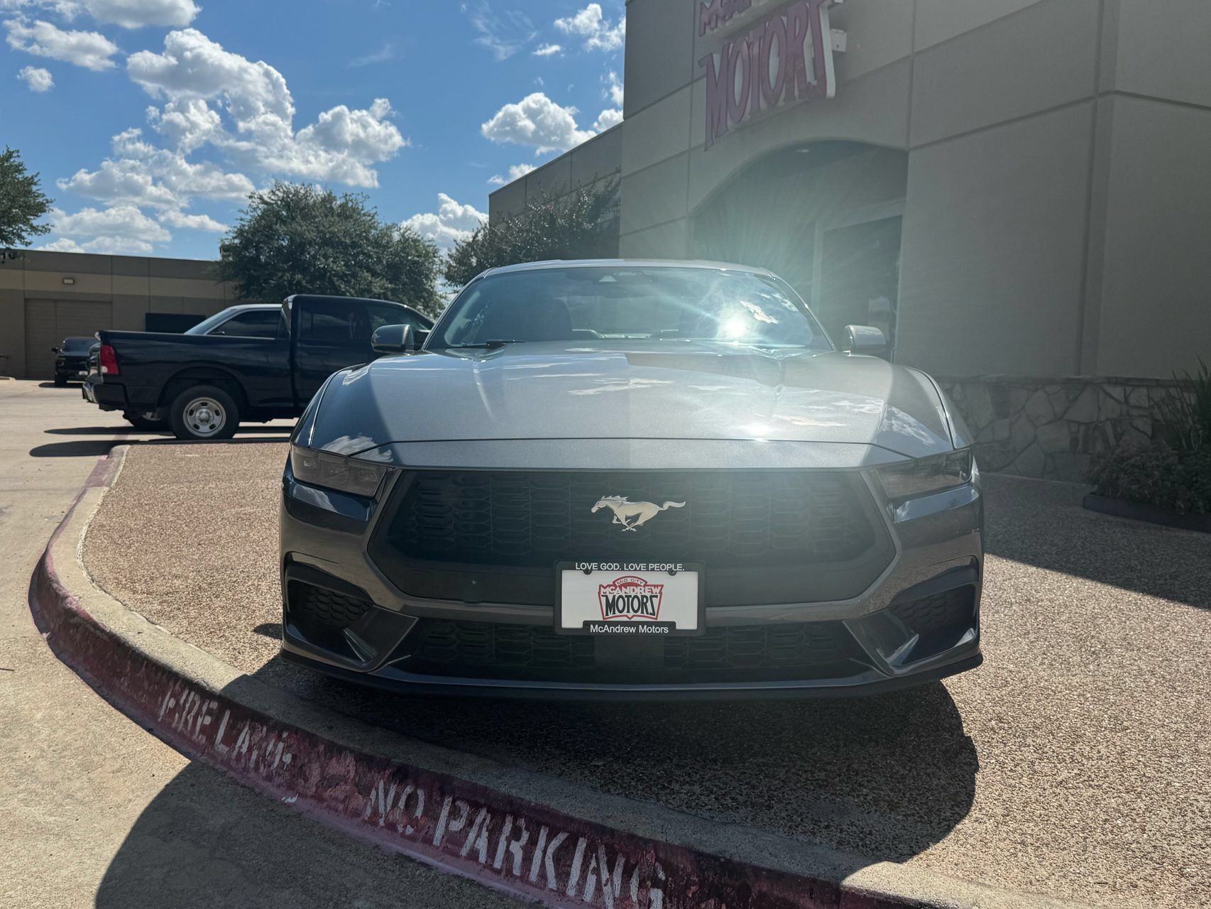 Used 2025 Ford Mustang Premium RWD image 4