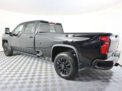 New 2026 Chevrolet Silverado 2500 High Country w/ High Country Premium Package image 4