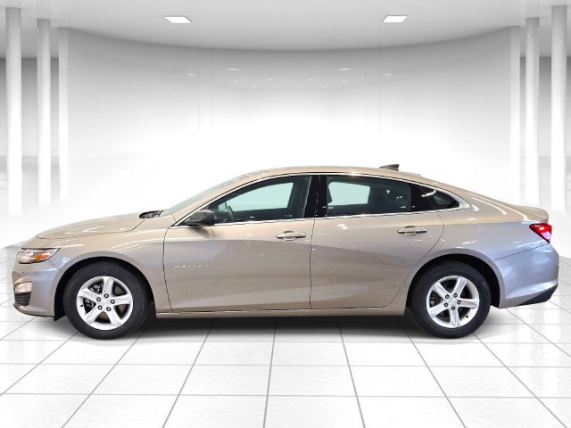 Used 2025 Chevrolet Malibu LS FWD image 2