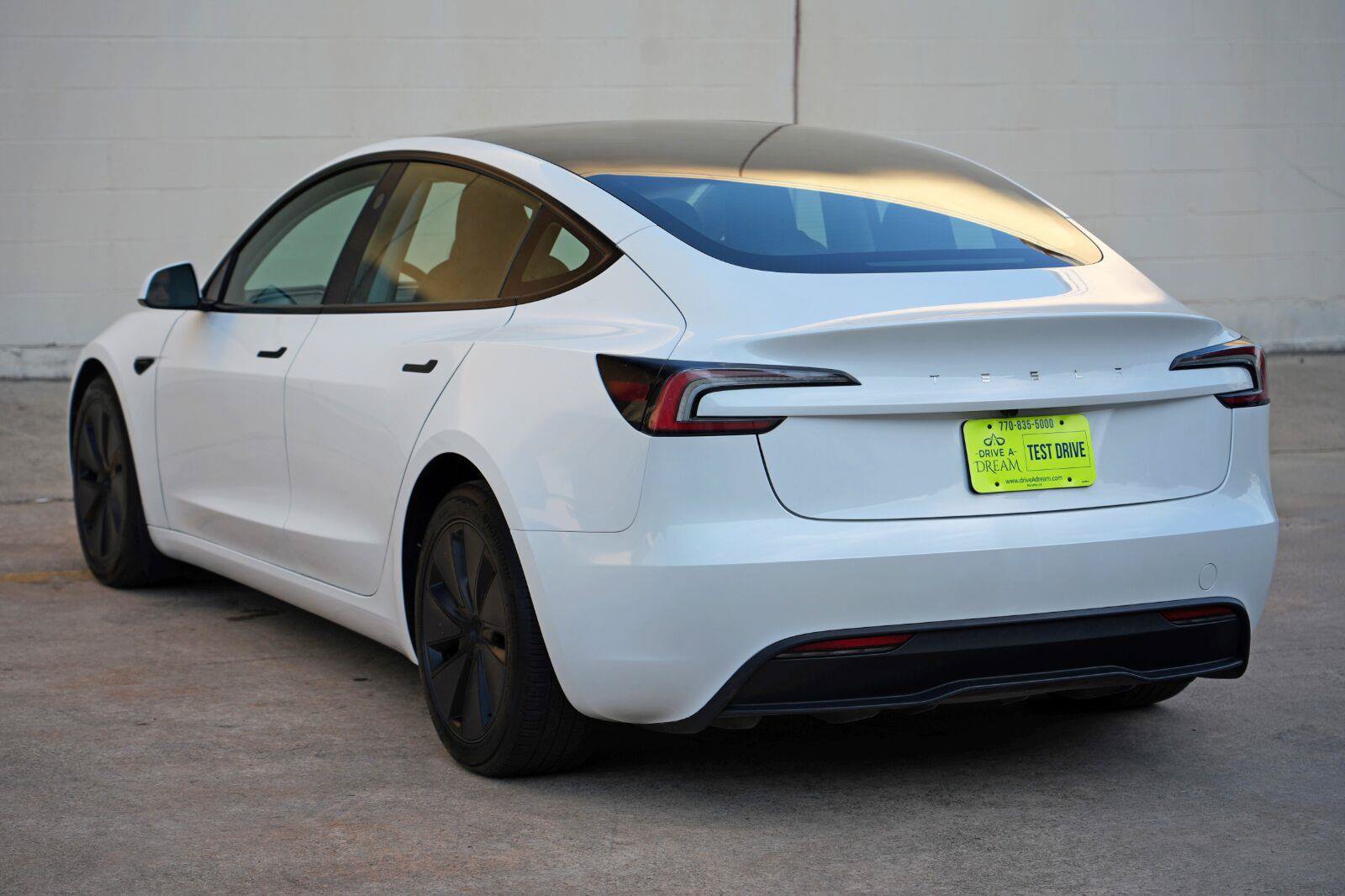 Used 2024 Tesla Model 3 Long Range RWD image 57