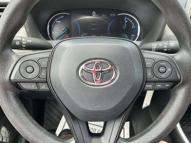 Used 2024 Toyota RAV4 LE AWD/4WD image 29