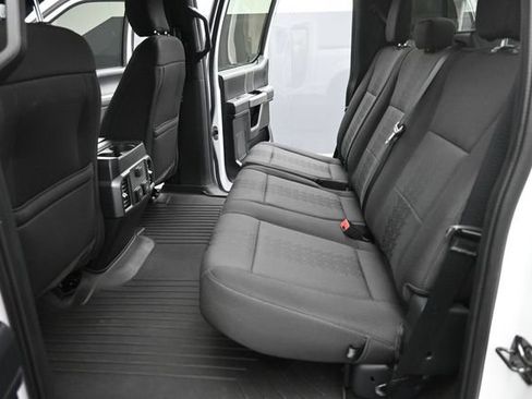 Used 2020 Ford F150 XLT w/ Equipment Group 302A Luxury AWD/4WD image 15