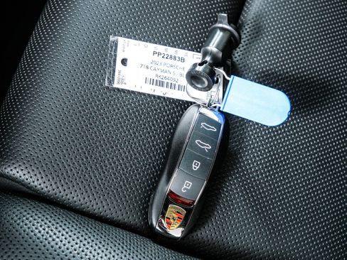 Certified 2024 Porsche 718 Cayman S RWD image 35