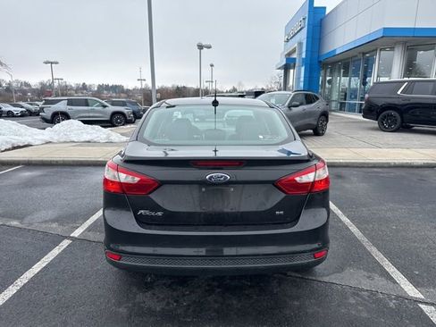 Used 2014 Ford Focus SE w/ SE Winter Package image 6