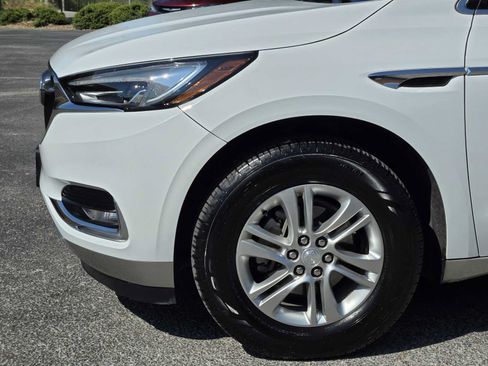 Certified 2020 Buick Enclave Essence FWD image 8