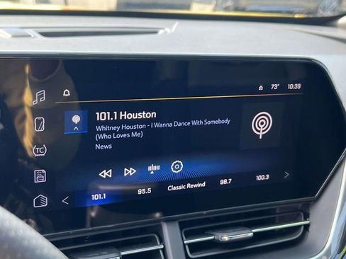 Certified 2024 Chevrolet Trax RS w/ Sunroof Package FWD image 26