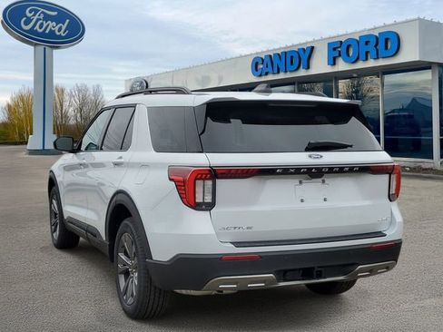 New 2026 Ford Explorer Active w/ Active Comfort Package image 3