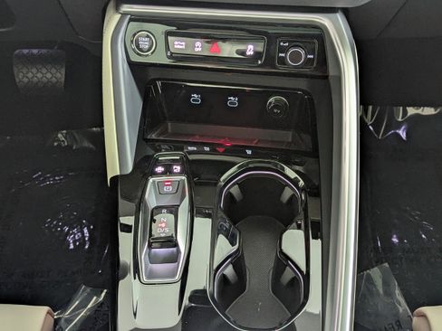 New 2025 Audi Q5 Premium Plus image 16