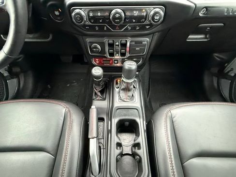 Used 2020 Jeep Wrangler Unlimited Rubicon AWD/4WD image 25