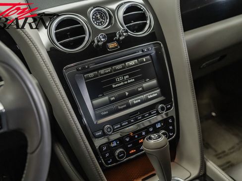 Used 2015 Bentley Continental GT image 38