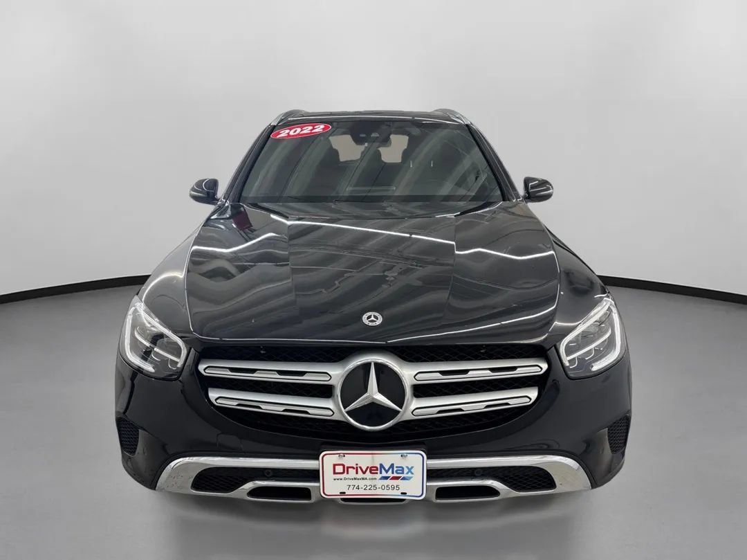 Used 2022 Mercedes-Benz GLC 300 4MATIC image 2