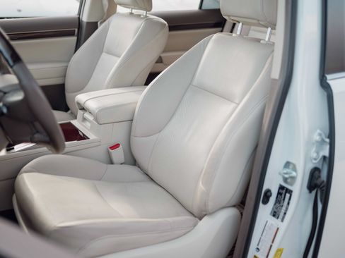 Used 2019 Lexus GX 460 Premium AWD/4WD image 18