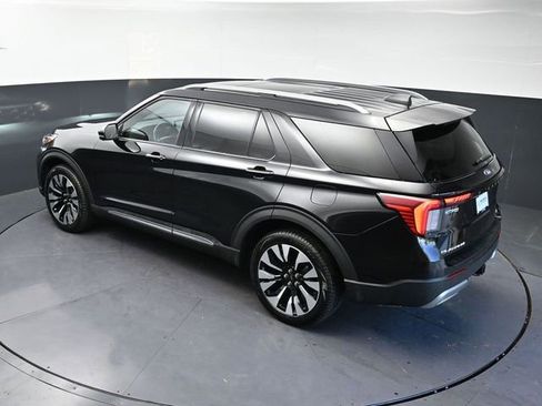 Used 2025 Ford Explorer Platinum w/ LUX Leather Package AWD/4WD image 33