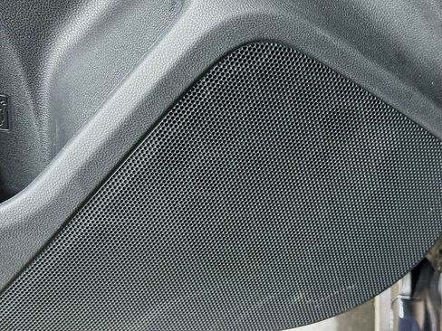 Used 2021 Subaru Crosstrek 2.0i Premium image 21