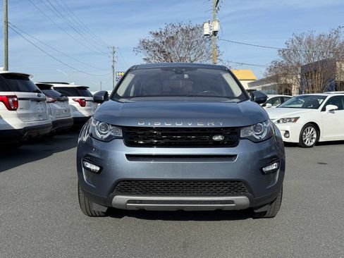 Used 2019 Land Rover Discovery Sport HSE image 2