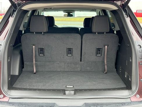 Used 2019 Chevrolet Traverse LT image 34