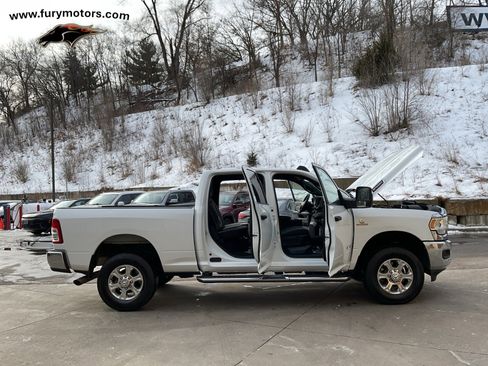 Used 2023 RAM 2500 Big Horn w/ Level 1 Equipment Group image 32