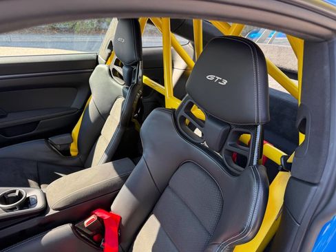 Used 2022 Porsche 911 GT3 image 16