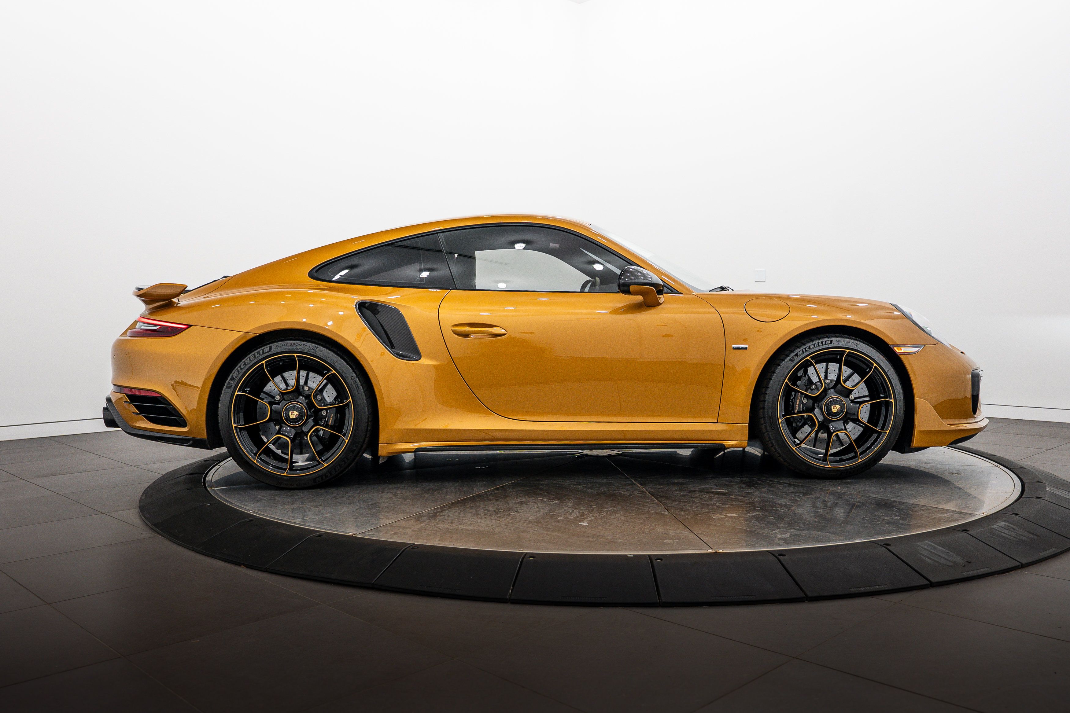 Certified 2018 Porsche 911 Turbo S AWD/4WD image 8