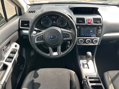 Used 2017 Subaru Crosstrek 2.0i Premium AWD/4WD image 9