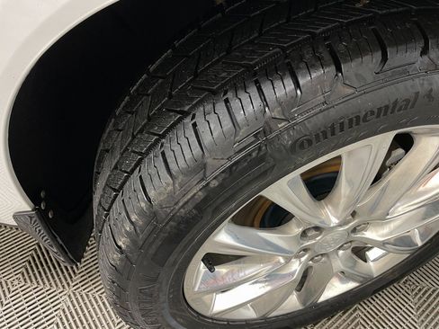 Used 2018 Buick Enclave Premium w/ Experience Buick Package image 55