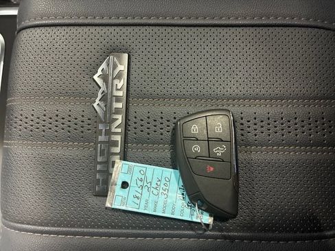 Used 2025 Chevrolet Silverado 3500 High Country w/ High Country Premium Package AWD/4WD image 36