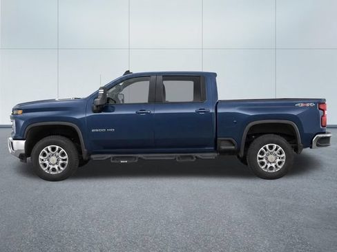 Used 2024 Chevrolet Silverado 2500 LT w/ Convenience Package AWD/4WD image 6