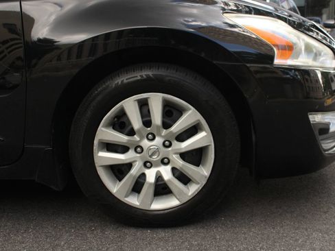 Used 2015 Nissan Altima 2.5 S w/ Power Driver Seat Package FWD image 4