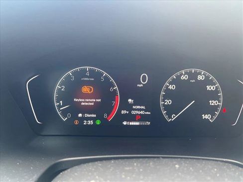 Used 2025 Honda Pilot EX-L image 14