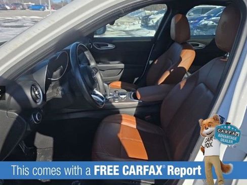 Used 2022 Alfa Romeo Giulia Ti image 3