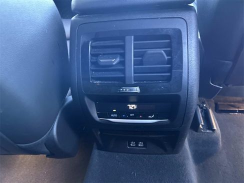 Used 2024 BMW X3 xDrive30i image 16