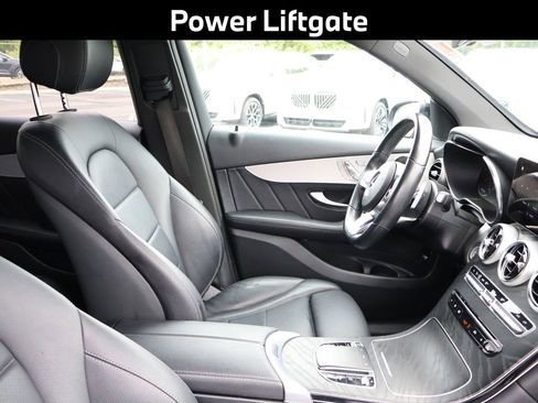 Used 2022 Mercedes-Benz GLC 300 4MATIC image 11