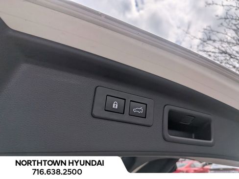 Used 2023 Subaru Forester Touring image 39