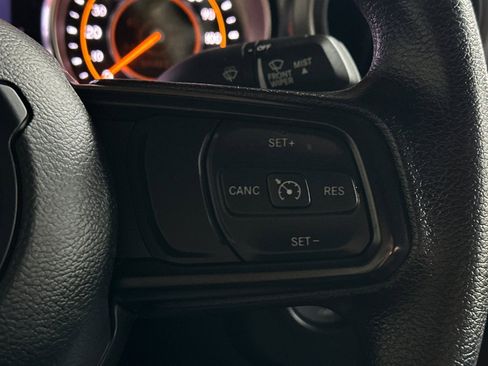 Used 2021 Jeep Wrangler Unlimited Sport image 32