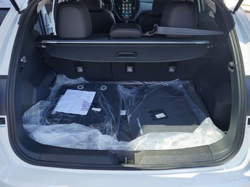 Used 2025 Subaru Crosstrek 2.5i Limited w/ Crosstrek Mirror Package image 11