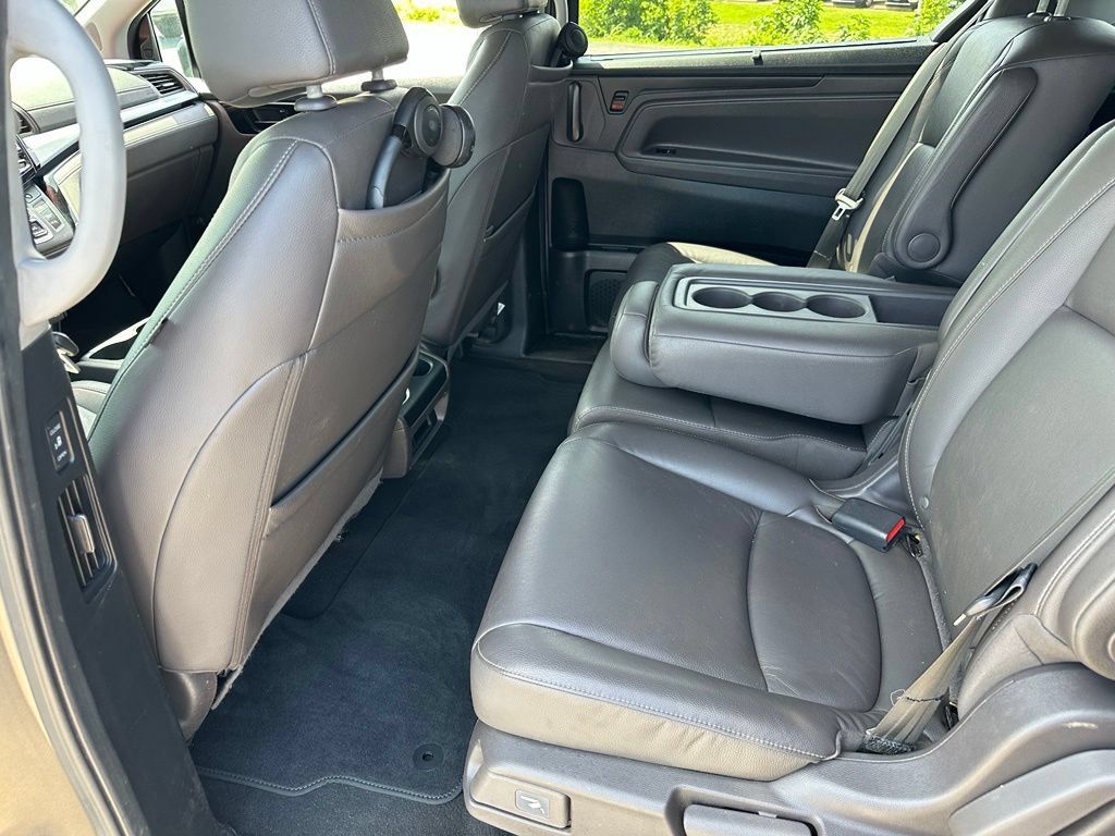 Used 2021 Honda Odyssey Touring image 15