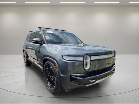 Used 2022 Rivian R1S Launch Edition AWD/4WD image 3