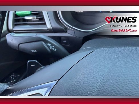 Used 2017 Ford Fusion SE w/ Equipment Group 201A image 13