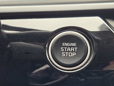 Used 2024 Kia Seltos S FWD image 21